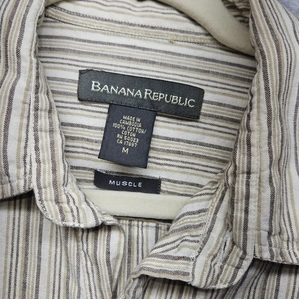 Banana Republic Mens Tan Muscle Button Up Shirt Medium Stripe Longsleeve Cotton